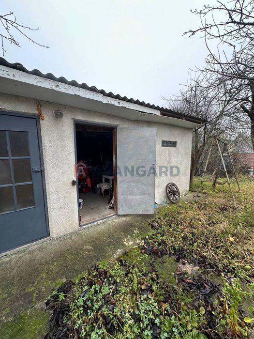 Продаж будинка з комунікаціями та ремонтом