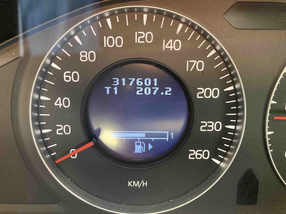 Вольво XC70 универсал