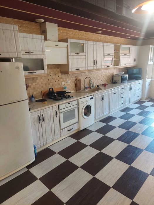 Продам Дом Центр (можно СЕРТИФИКАТ)