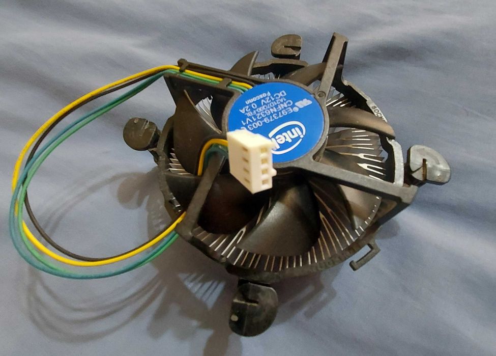 Боксовий кулер для процесора Intel Socket 1150/1151