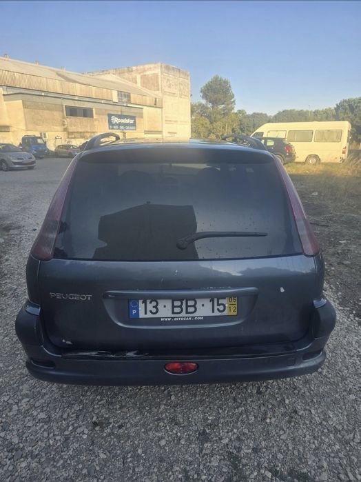 Peugeot 206 SW 1.1 Gasolina - 2005 foto 4
