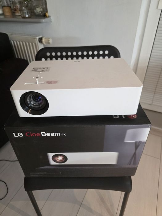 Projektor LG HU70LS