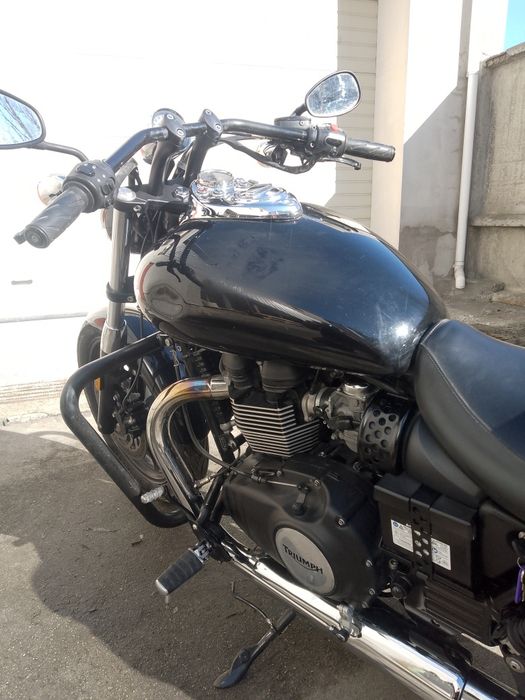 Мотоцикл Triumph speedmaster