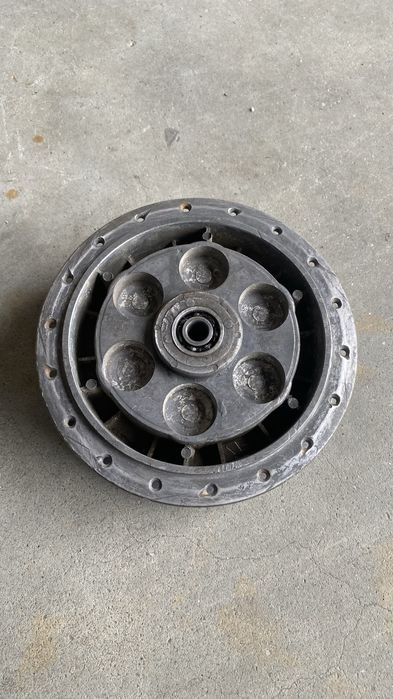 Vendo matrial dt 50 e malas e cubo da roda