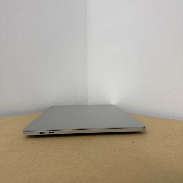 Macbook Pro 2020 TouchBar { i5 | 16gb | 1Tb SSD } Гарантія . 13108SV