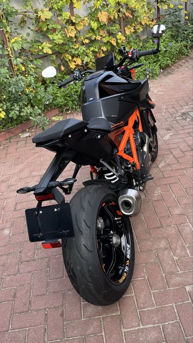 KTM 1290 Super Duke R