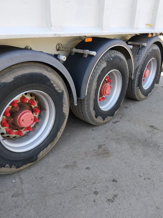 Benalu самоскид полупричіп