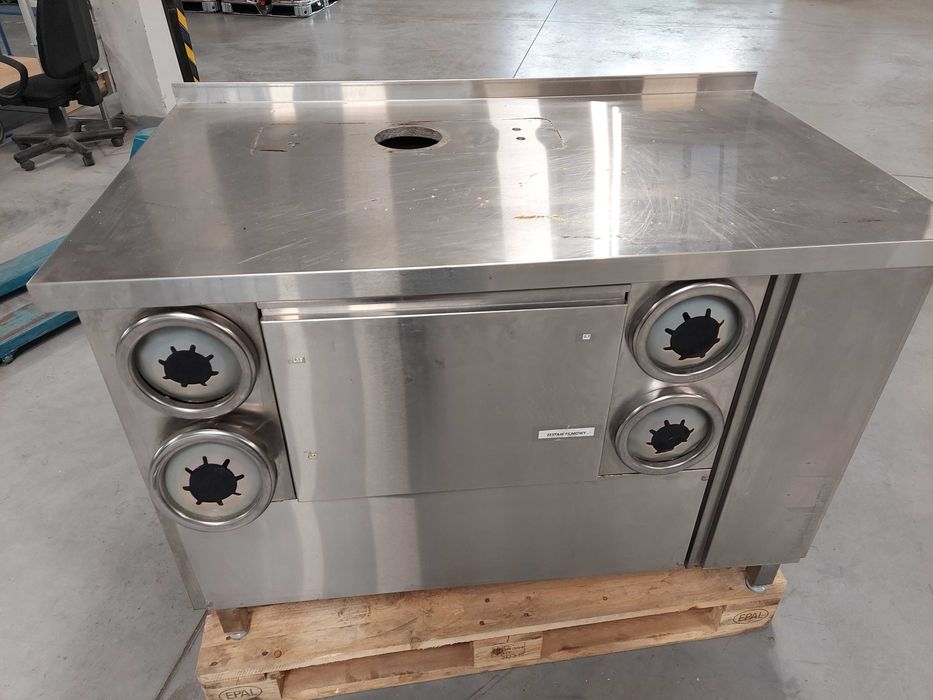 Szafka ze stali nierdzewnej z uchwytami na kubki 121x70x84