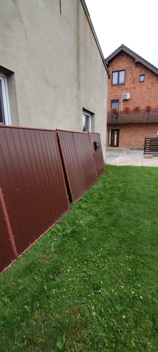 Brama stan bardzo dobry