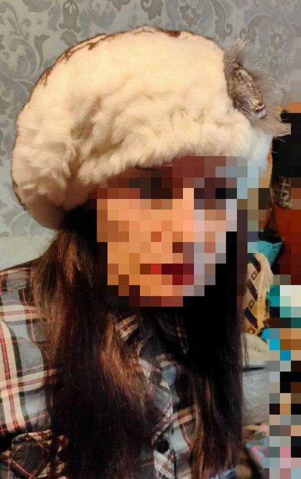Продам женский зимний берет