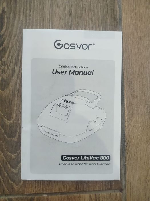 безпровідний роботизований очисник для басейнів Gosvor LiteVac 800.