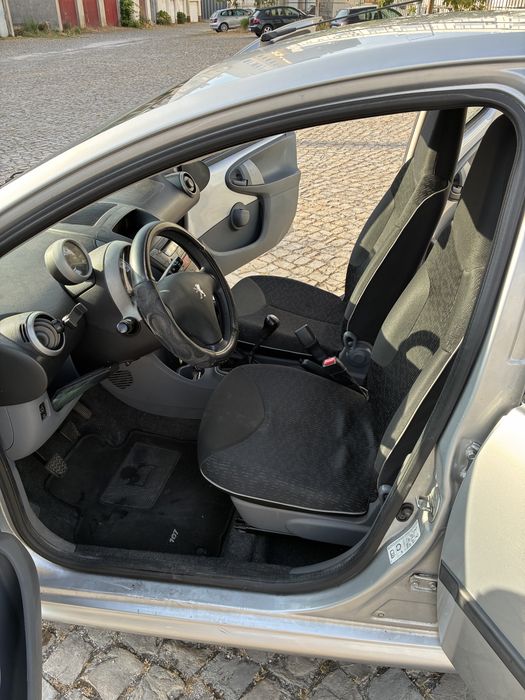 Peugeot 107 — fotografia 9