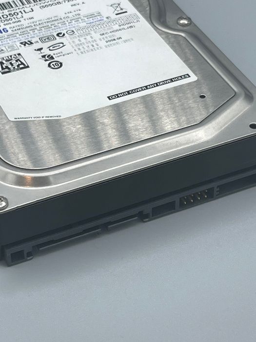 Internal Samsung Hard Drive (500 GB)64286679124353121