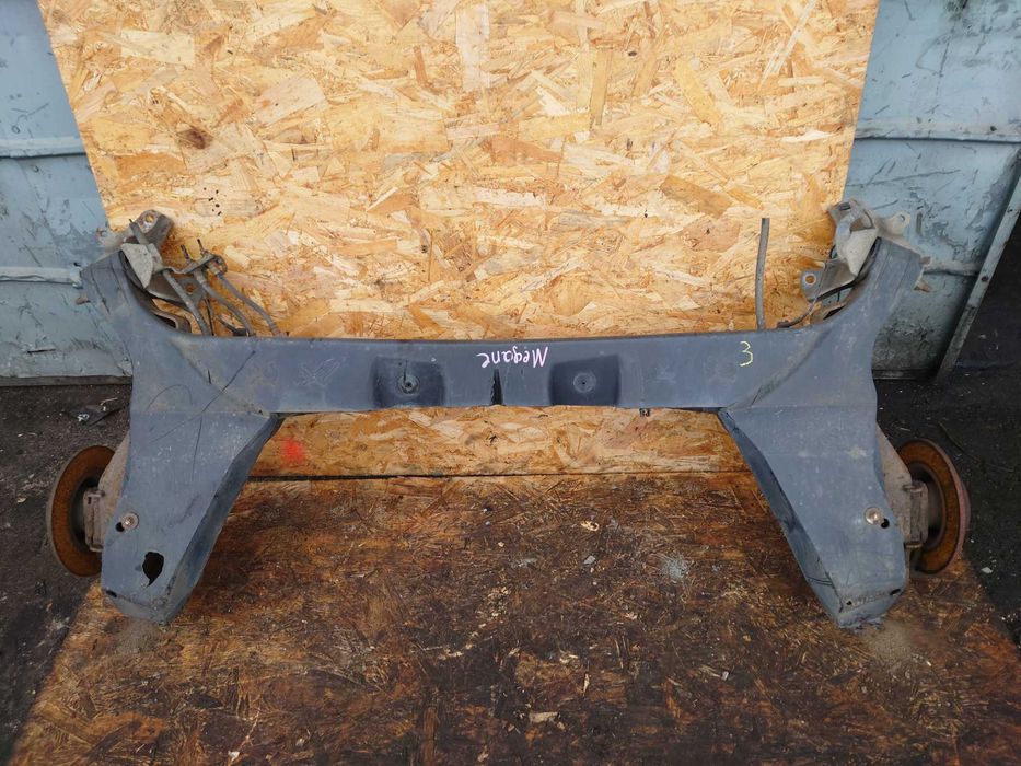 Renault Megane II HB Belka Zawieszenia Oś Tył Tylna ABS