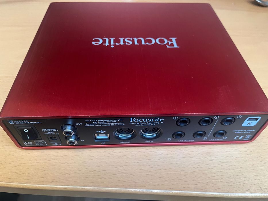 Interfejs audio focusrite scarlett 6i6 2nd gen