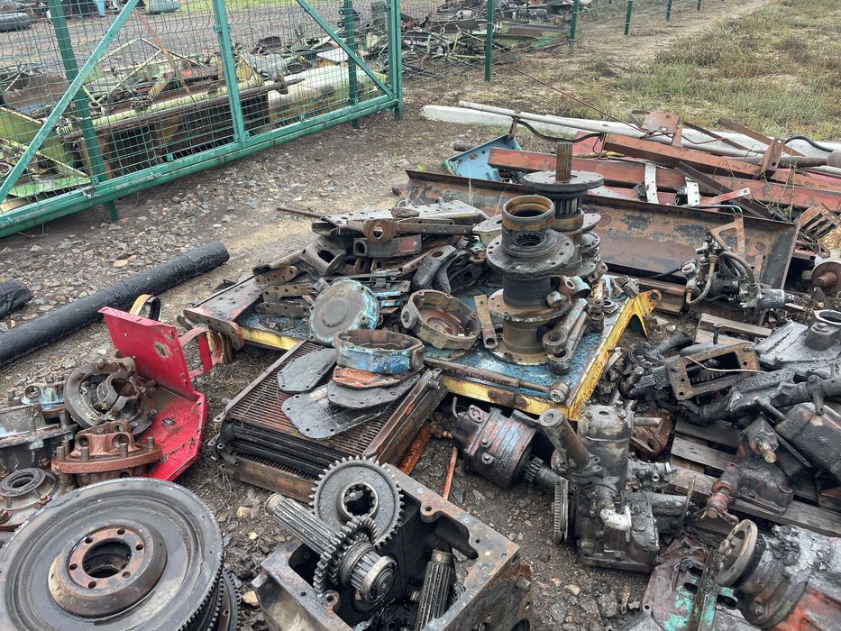 Трактор Мтз-82 по запчастях