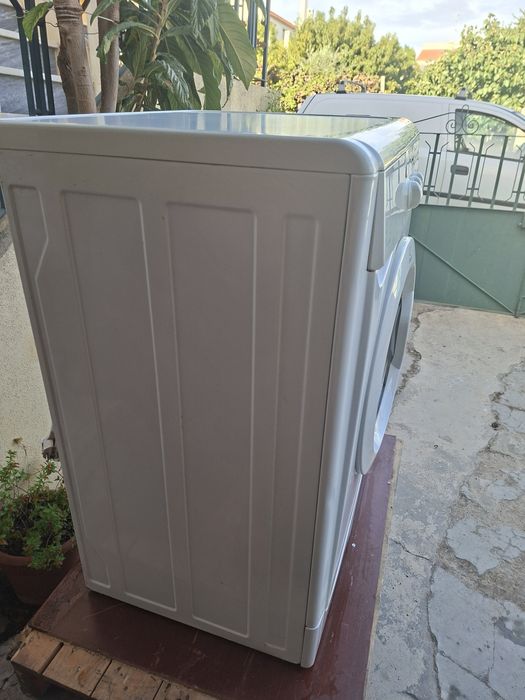Maquina de lavar roupa Indesit