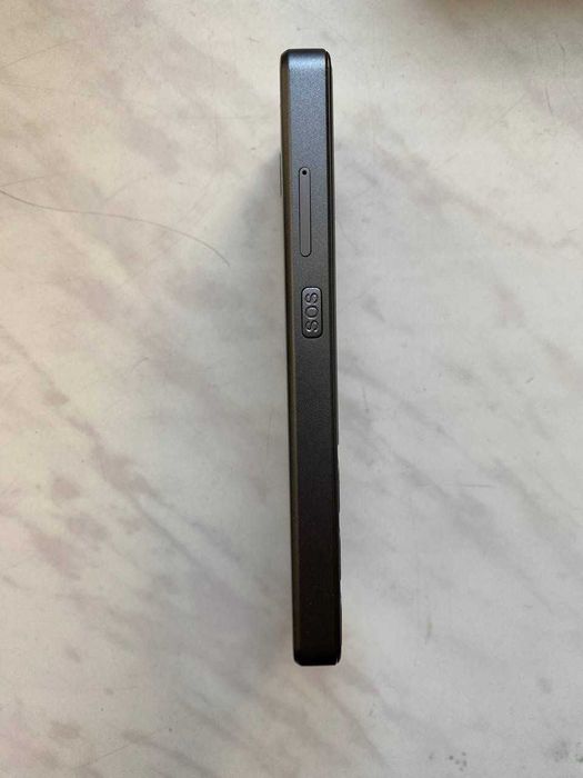 Philips E6820 смартфон с кнопковим керуванням