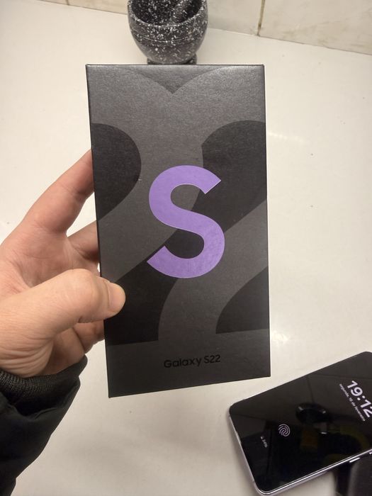 Samsung galaxy s22 128gb roxo