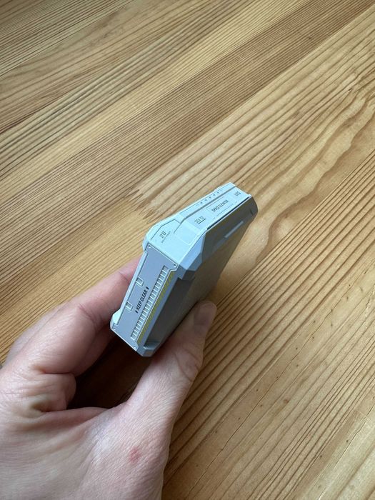 Павербанк з MagSafe Sharge UEG Space Elevator 5200 mAh Powerbank