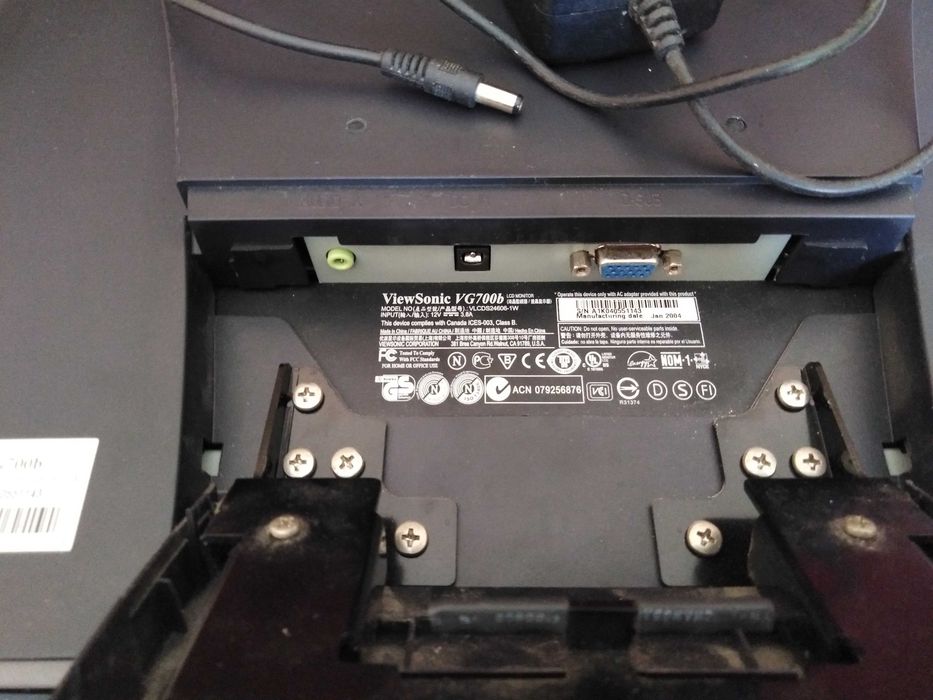 Монитор ViewSonic VG700B