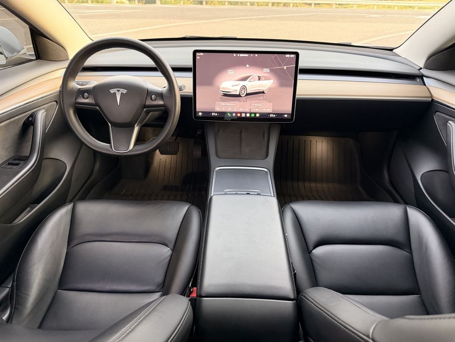 Tesla Model 3 Long Range 82.5 AWD