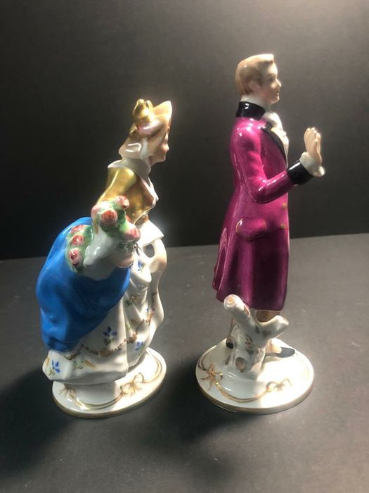 Raro par de esculturas Artibus