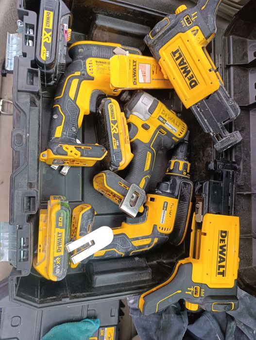 Zestaw DeWalt 18w