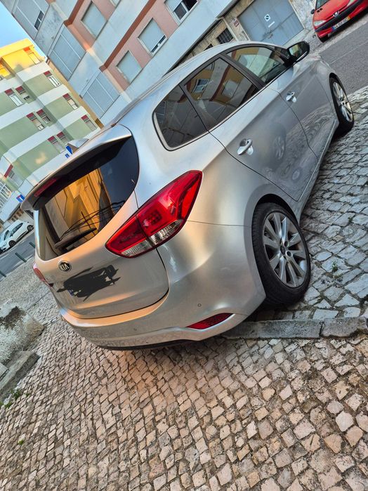 Carro 7 lugares automático