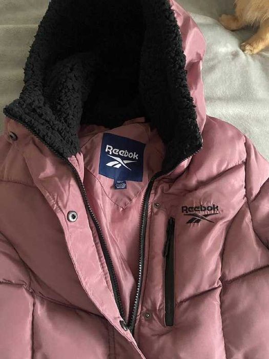 Жіноча пухова куртка Reebok (S-M)