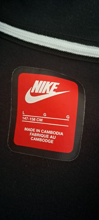 Nike tech preto e cinza