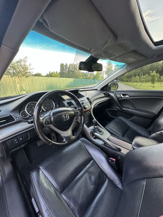 Honda Accord 8 2.4