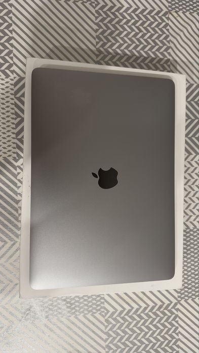 MacBook PRO 13 (2020r. M1. SSD256GB.