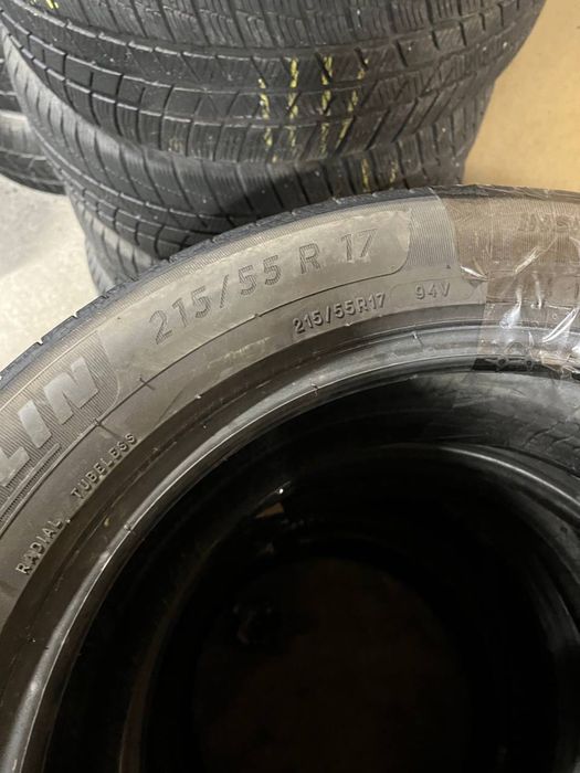 Пара літньої гуми 215/55/17 Michelin