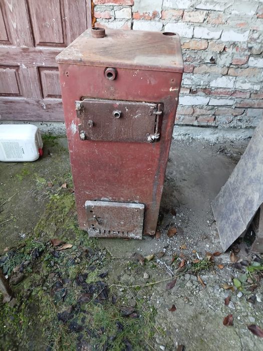 Продам котел твердопаливний
