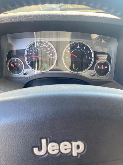 Jeep compass 4wd 2.0 de 2007/06 com 210 mil