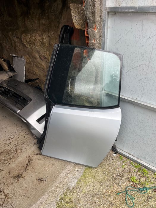 Porta traseira esquerda bmw i3