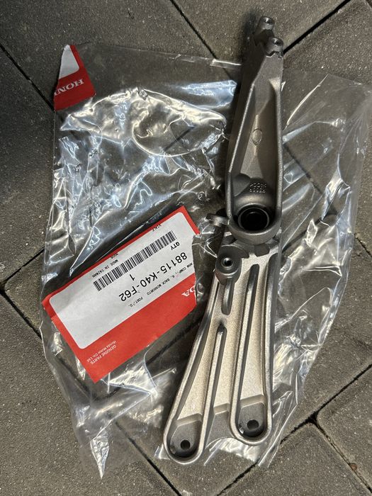 Prawe ramie lusterka stelaz honda forza 125 lub 350