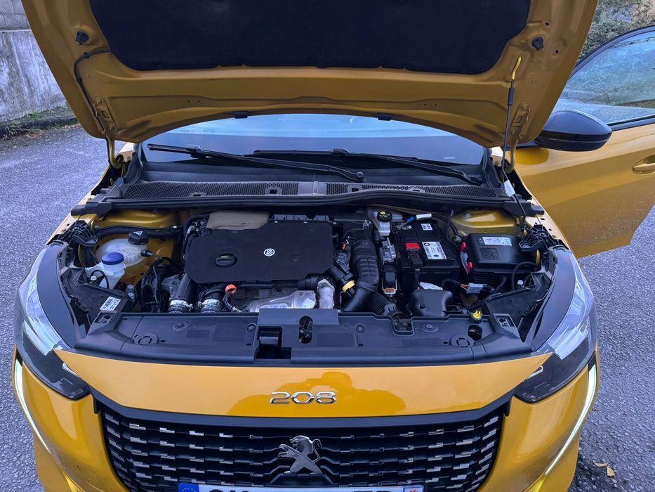 Peugeot 208 diesel como novo