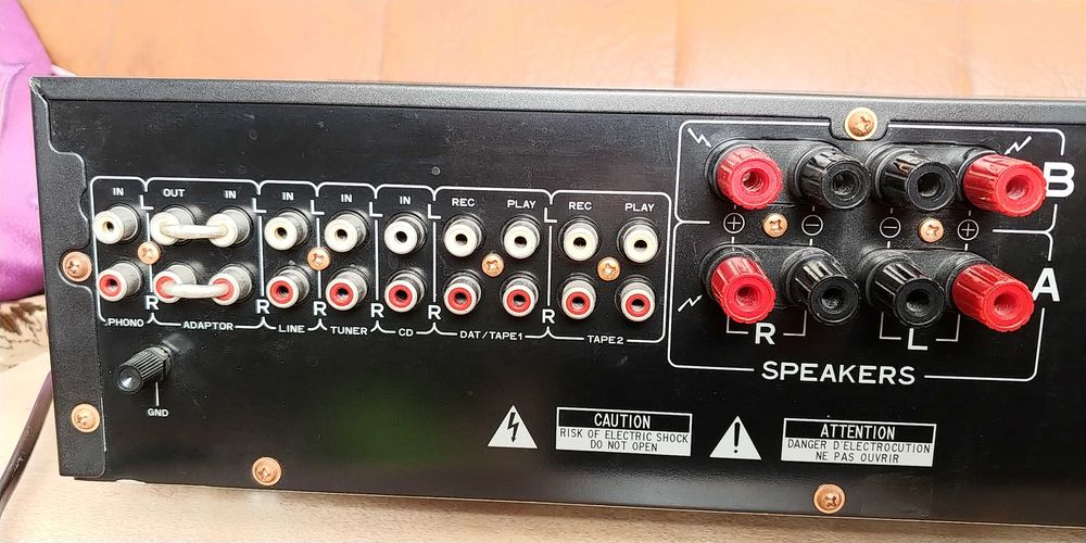 Wzmacniacz Pioneer A-449 młodszy "brat" kultowego A-400