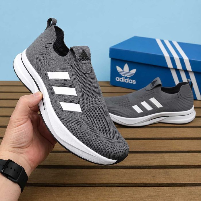 (2312) Легкі кросівки тапочки Adidas повномірні темно сірі (41-46) адідас