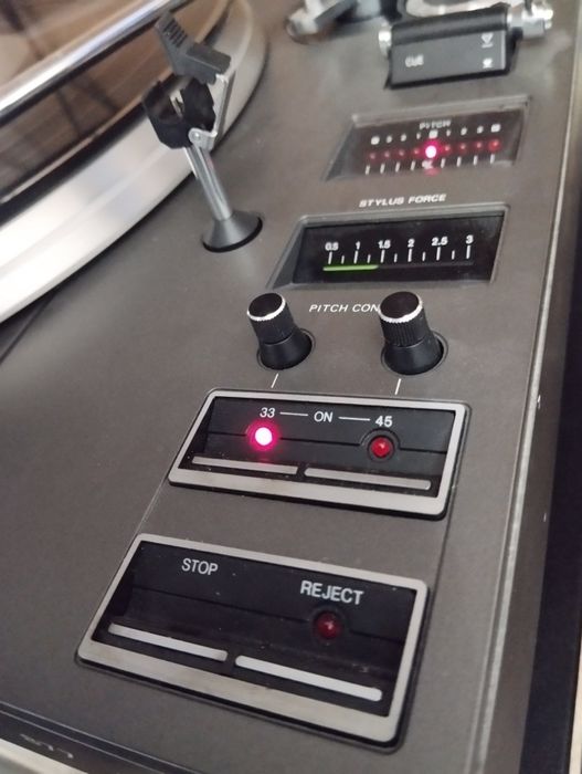 Piękny gramofon Philips 877