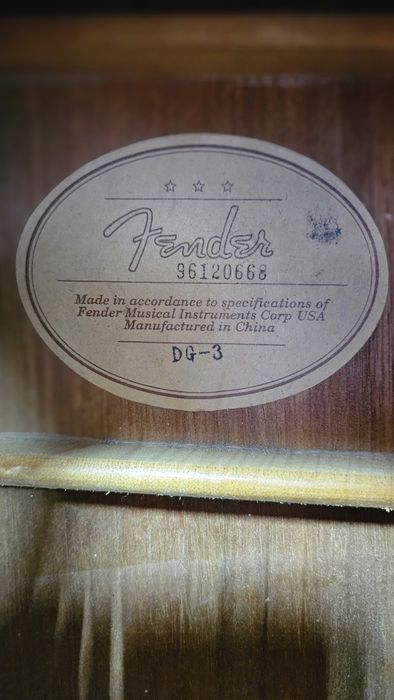 Fender DG3 акустична гітара чохол кейс кофр
