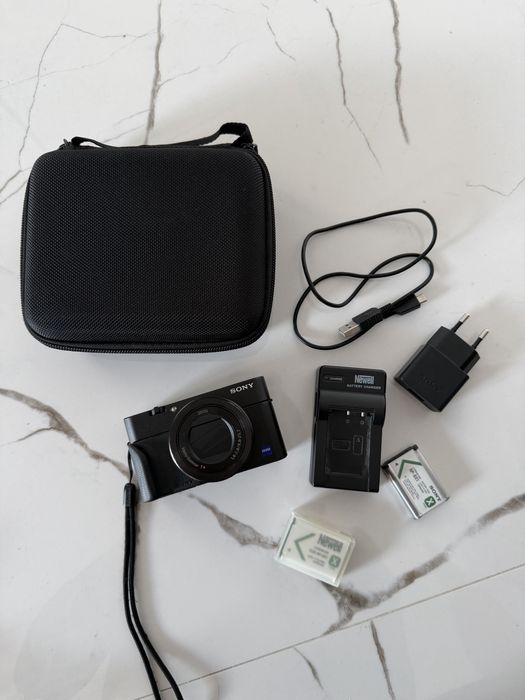 SONY RX 100 MARK III (аналог canon g7x )