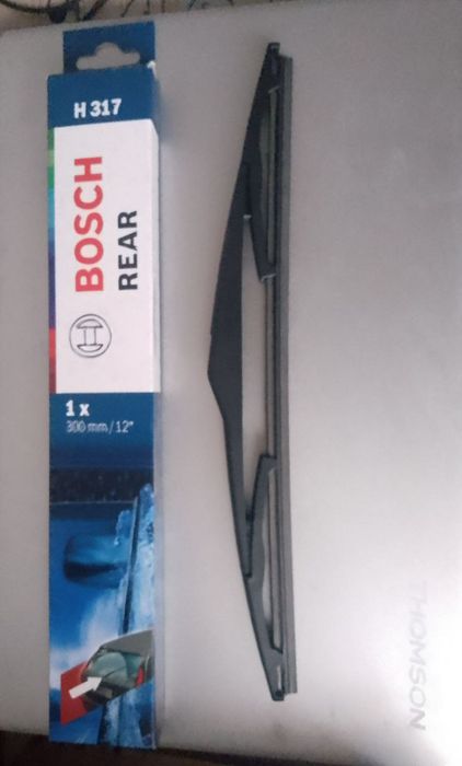 Щетка заднего стеклоочистителя Bosch Rear 300 мм