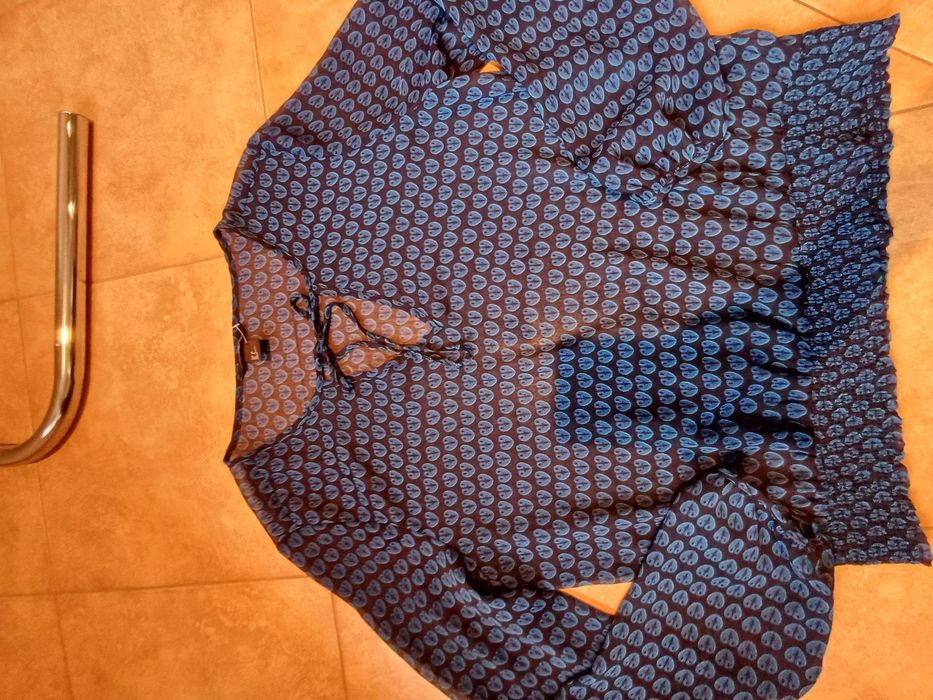 elegancka bluzka H&M, rozm. 38, stan idealny