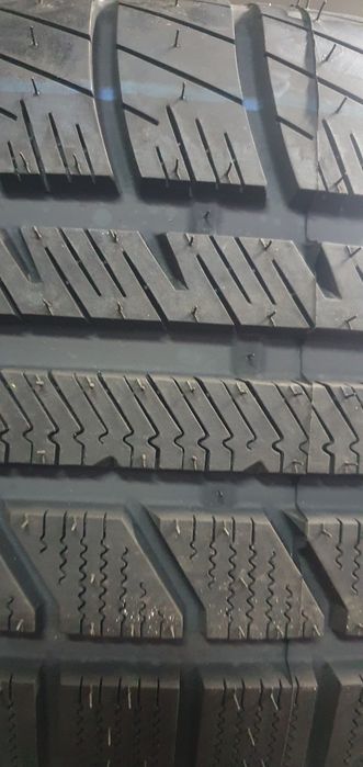 Pneus  265/70/16
