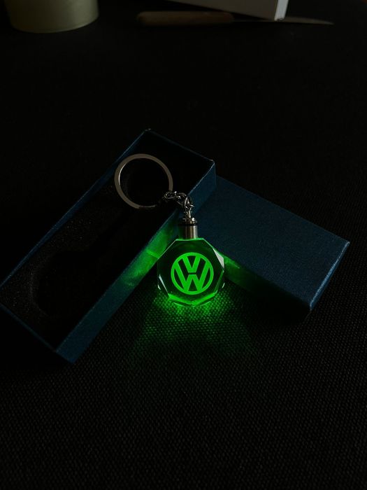 Brelok VW Volkswagen led kolory nowy prezent
