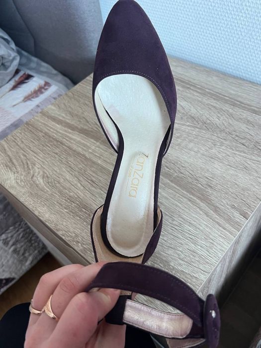 Продам туфлі  в чудовому стані