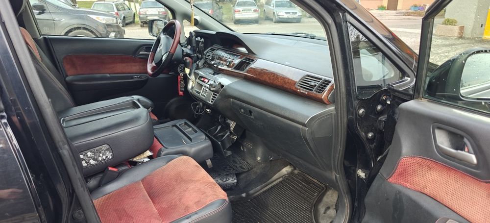 Продам Honda F-RV 2005.р